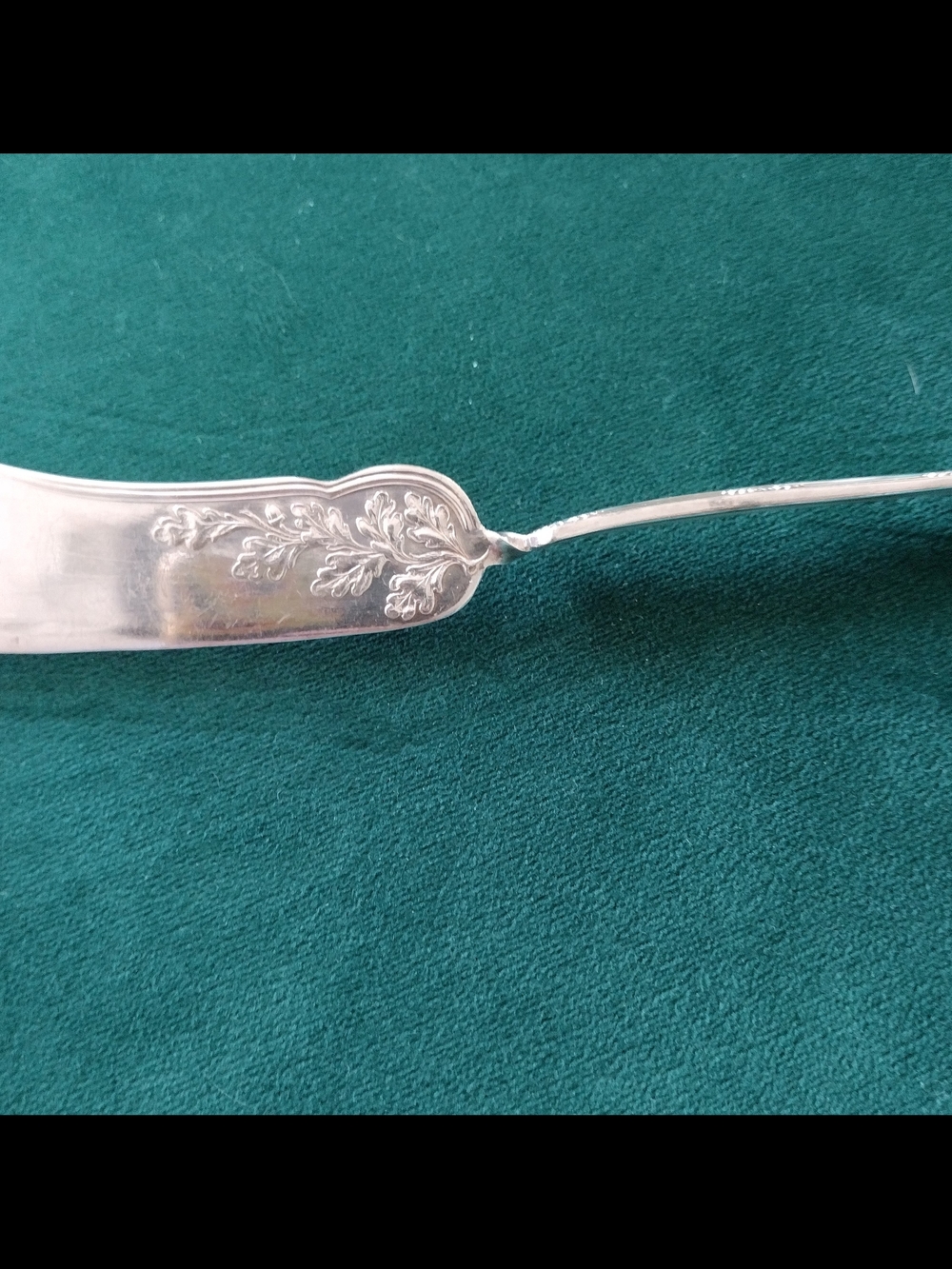 Vintage Silver-plated Butter Knife with a Twisted Handle Oak Leaf Motif